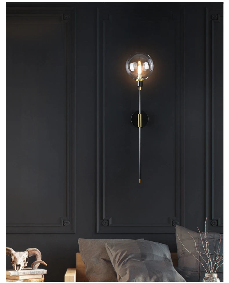 Arandela NoirLine – Elegância Vertical com Estilo Atemporal