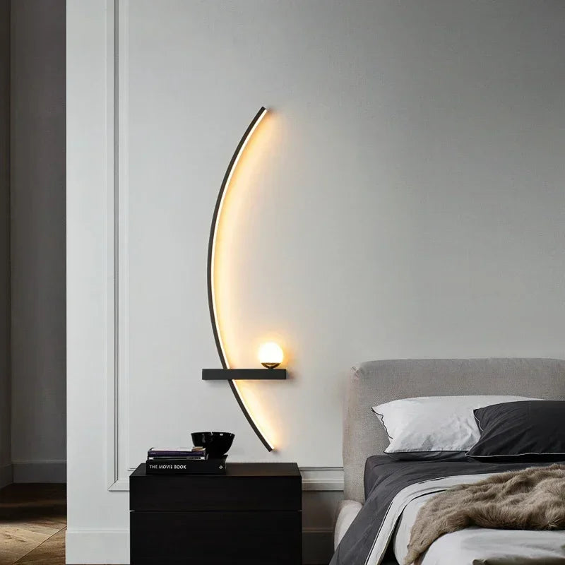 Arandela LED Curva Minimalista para Cabeceira 55cm