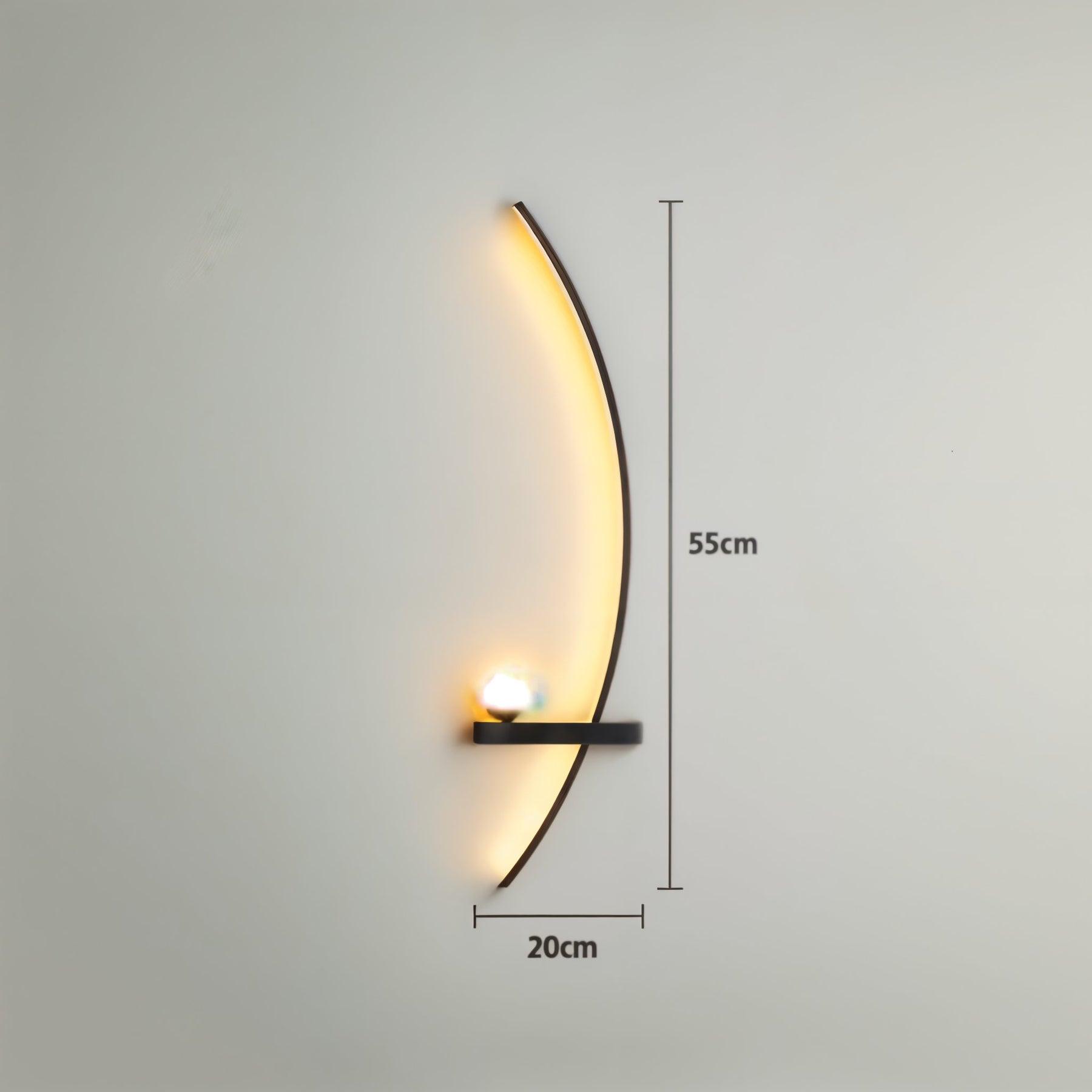 Arandela LED Curva Minimalista para Cabeceira 55cm