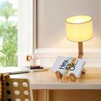 Luminaria de Mesa Articulada em Madeira com LED Formato Robo Nordic