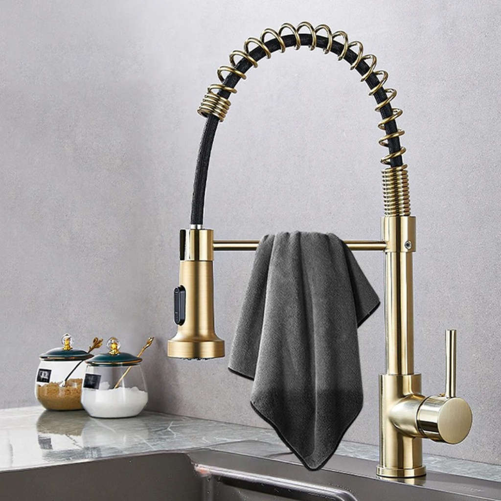 Torneira para Cozinha Misturador Monocomando Bica Movel Latao com Arejador Aqua Miabeli