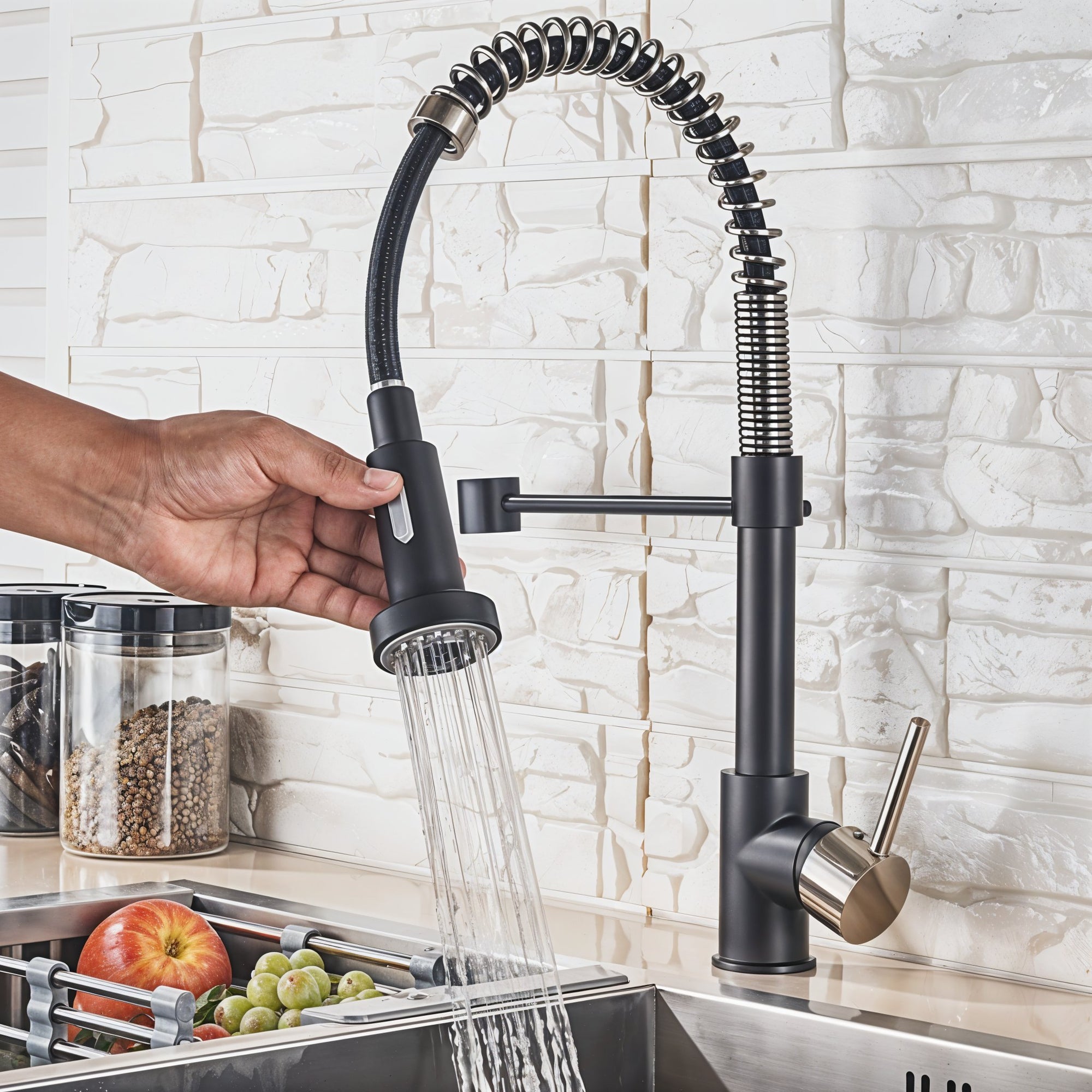 Torneira para Cozinha Misturador Monocomando Bica Movel Latao com Arejador Aqua Miabeli