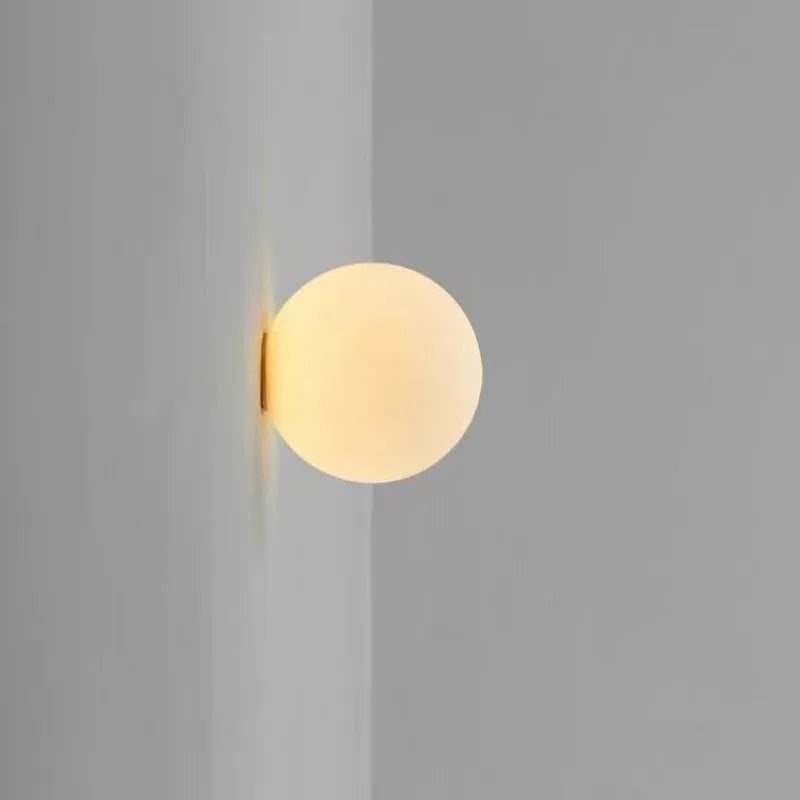 Arandela de Parede Bola em Vidro Soprado com Luz Quente ou Fria Bivolt Orb
