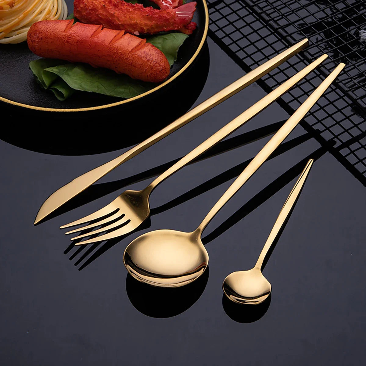 Conjunto de Talheres RoyalGold Supreme – 24 Peças com Estojo de Luxo