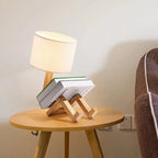 Luminaria de Mesa Articulada em Madeira com LED Formato Robo Nordic