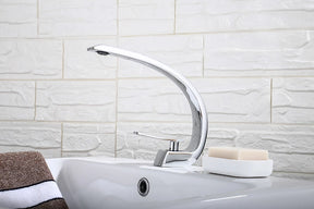 Torneira de Banheiro Cascata Luxo Dourada