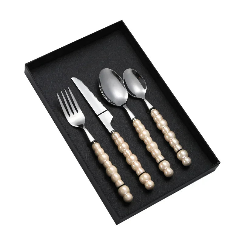 Conjunto de Talheres ColorPearl Delight – Estilo & Elegância em Cada Detalhe