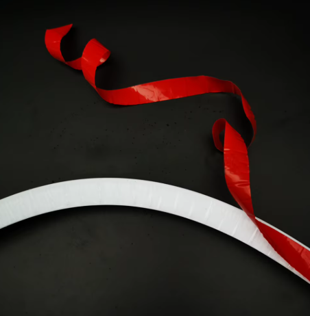 Barreira FlexWave – Contenção Inteligente para Banheiros