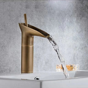 Torneira Tipo Cascata Misturador Quente & Fria Miabeli