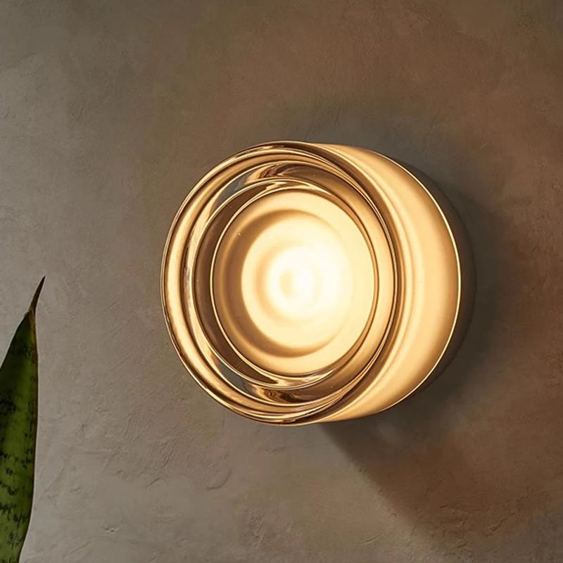 Arandela de Parede LED Capsula de Vidro Translucido com Base em Aluminio 14cm Orbe