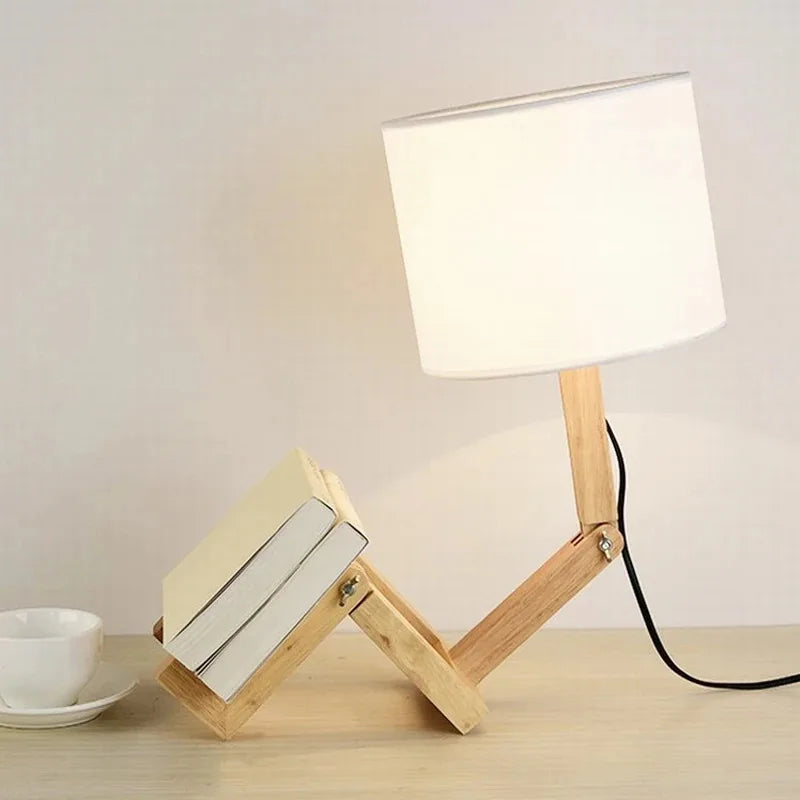 Luminaria de Mesa Articulada em Madeira com LED Formato Robo Nordic