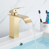 Torneira Cascata Com Sensor Évora – Design Minimalista em Aço Escovado