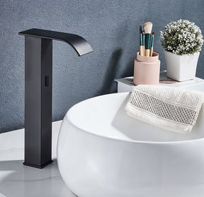 Torneira Cascata para Banheiro com Sensor Automático em Metal Escovado Evora