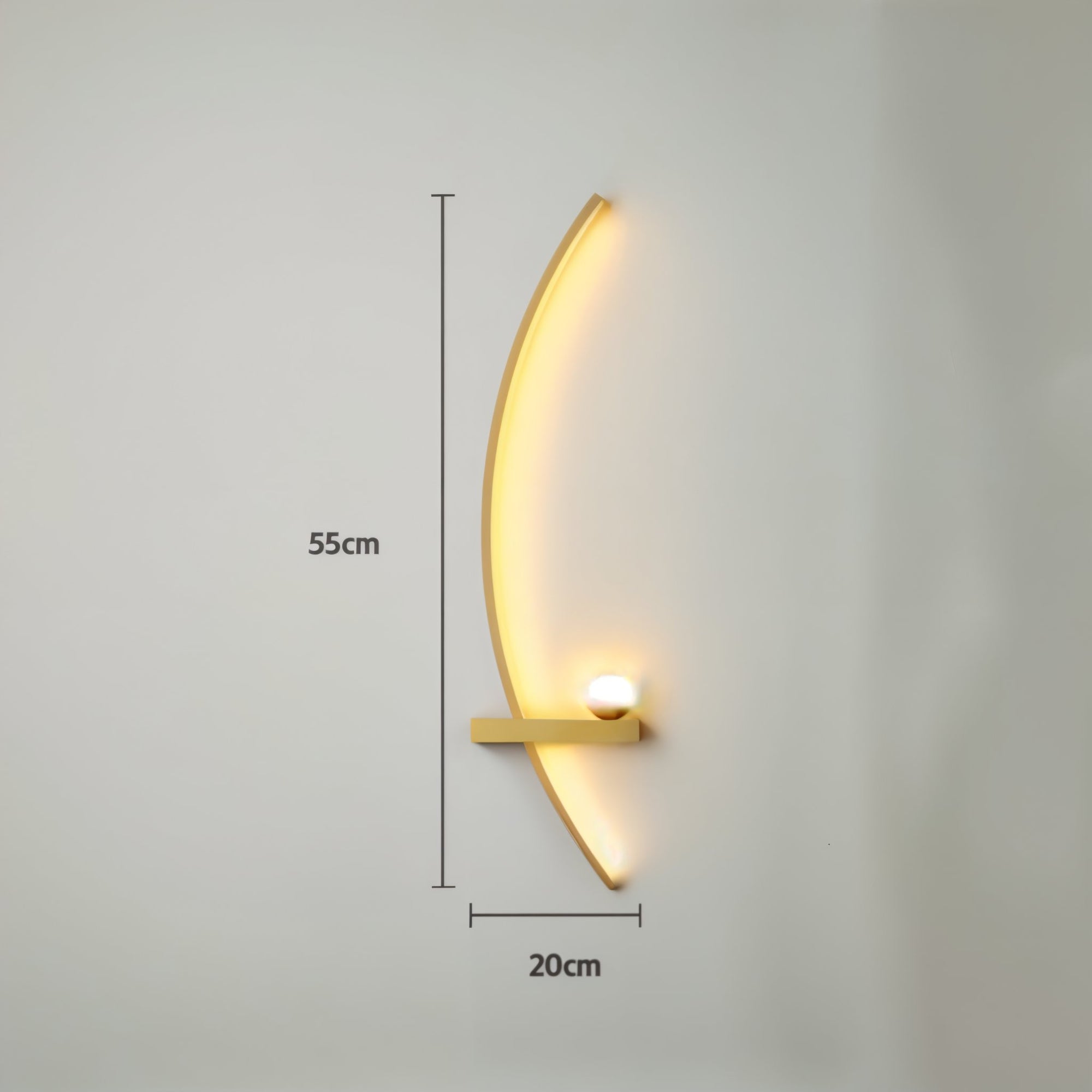 Arandela LED Curva Minimalista para Cabeceira 55cm
