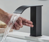 Torneira Cascata para Banheiro com Sensor Automático em Metal Escovado Evora