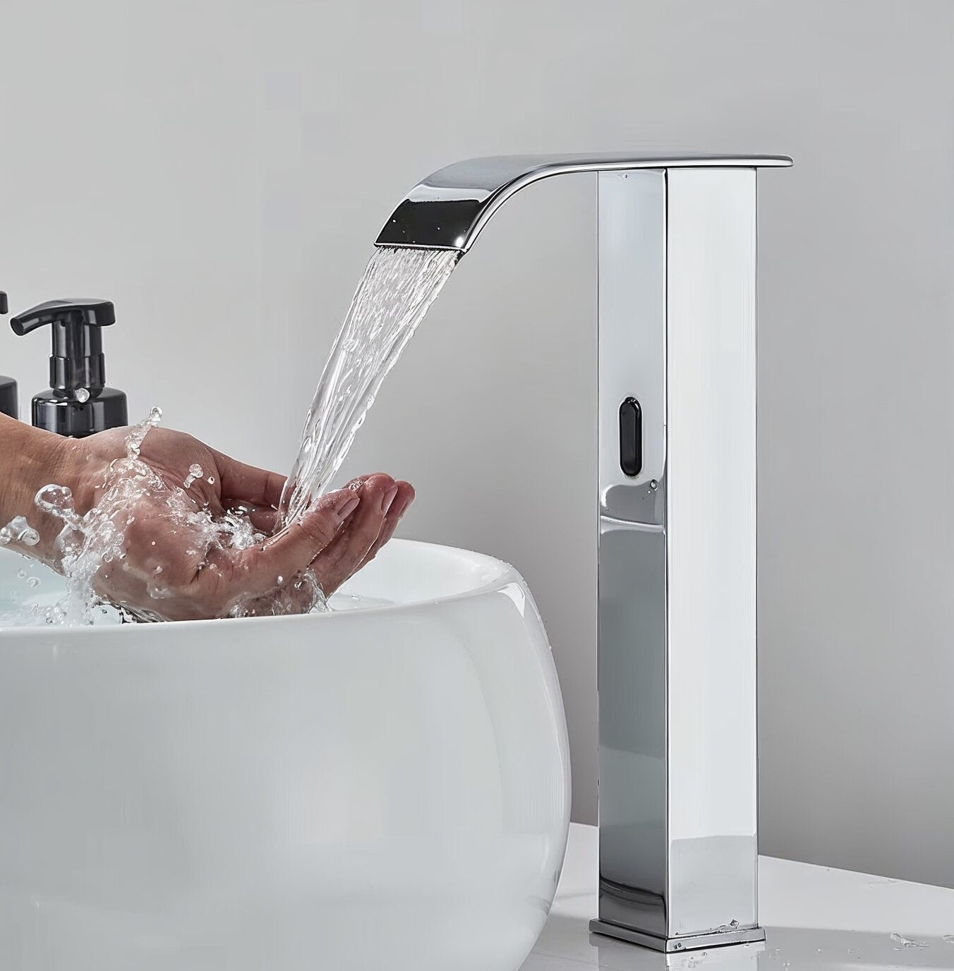 Torneira Cascata para Banheiro com Sensor Automático em Metal Escovado Evora