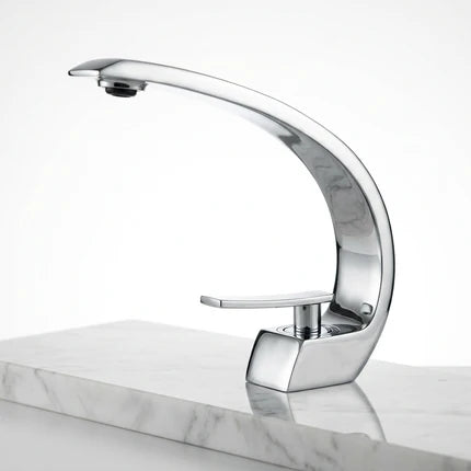 Torneira Cascata Misturador Quente Frio para Banheiro em Latao Aurea