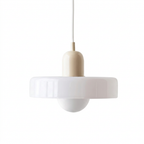Pendente Bauhaus em vidro branco opala com capuz creme, disco de 25cm